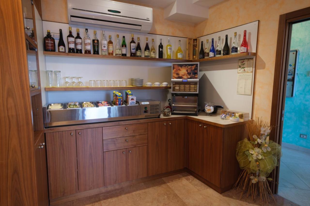 Casa Vacanza - Casa Del Padre Nascimbeni Torri Del Benaco Zewnętrze zdjęcie